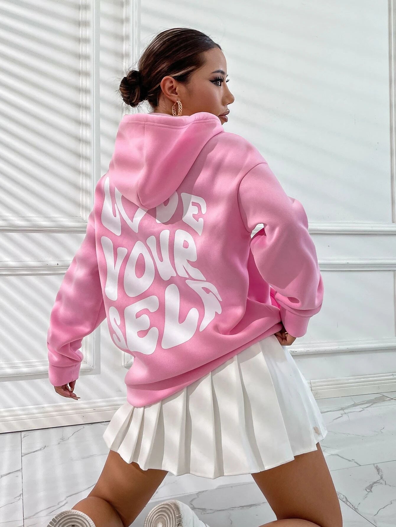 Aurora - Streetwear Winter Statement-Hoodie für Damen