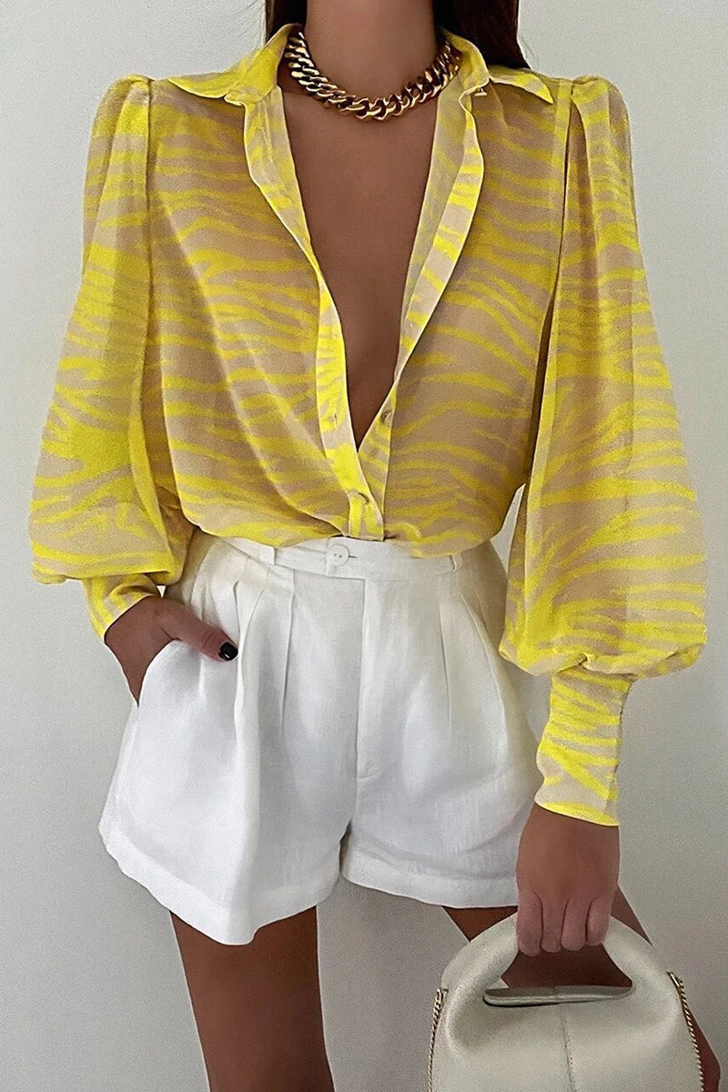 Karla – Bluse mit Blumenkragen für Damen