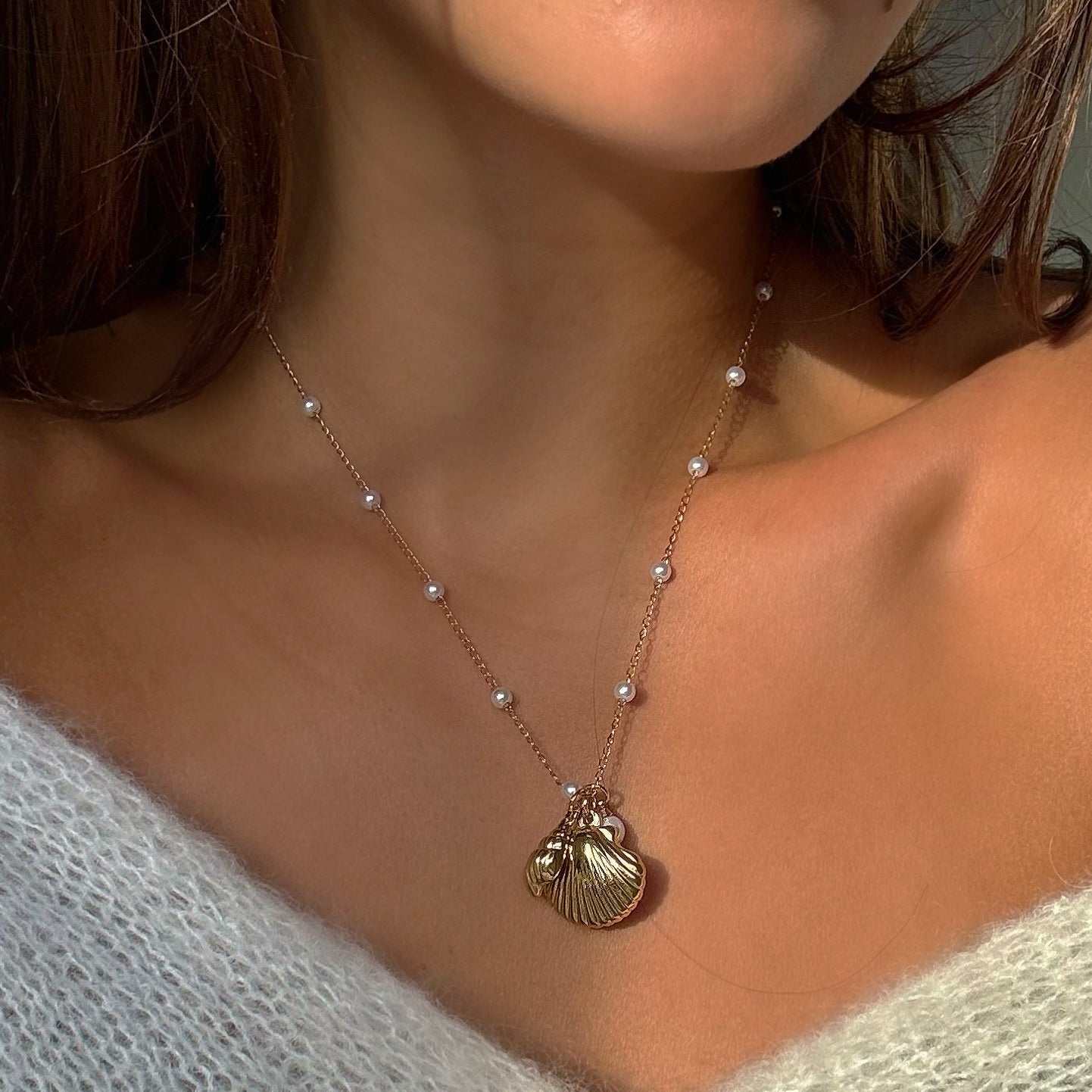 Halskette mit Muschel- und Perlendetails – Maritim & Elegant
