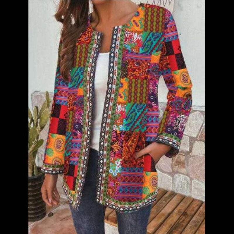 Boho Patchwork Damenjacke – Farbenfrohe, Lange Strickjacke mit Ethno-Muster – Vintage Cardigan für Frühling & Herbst