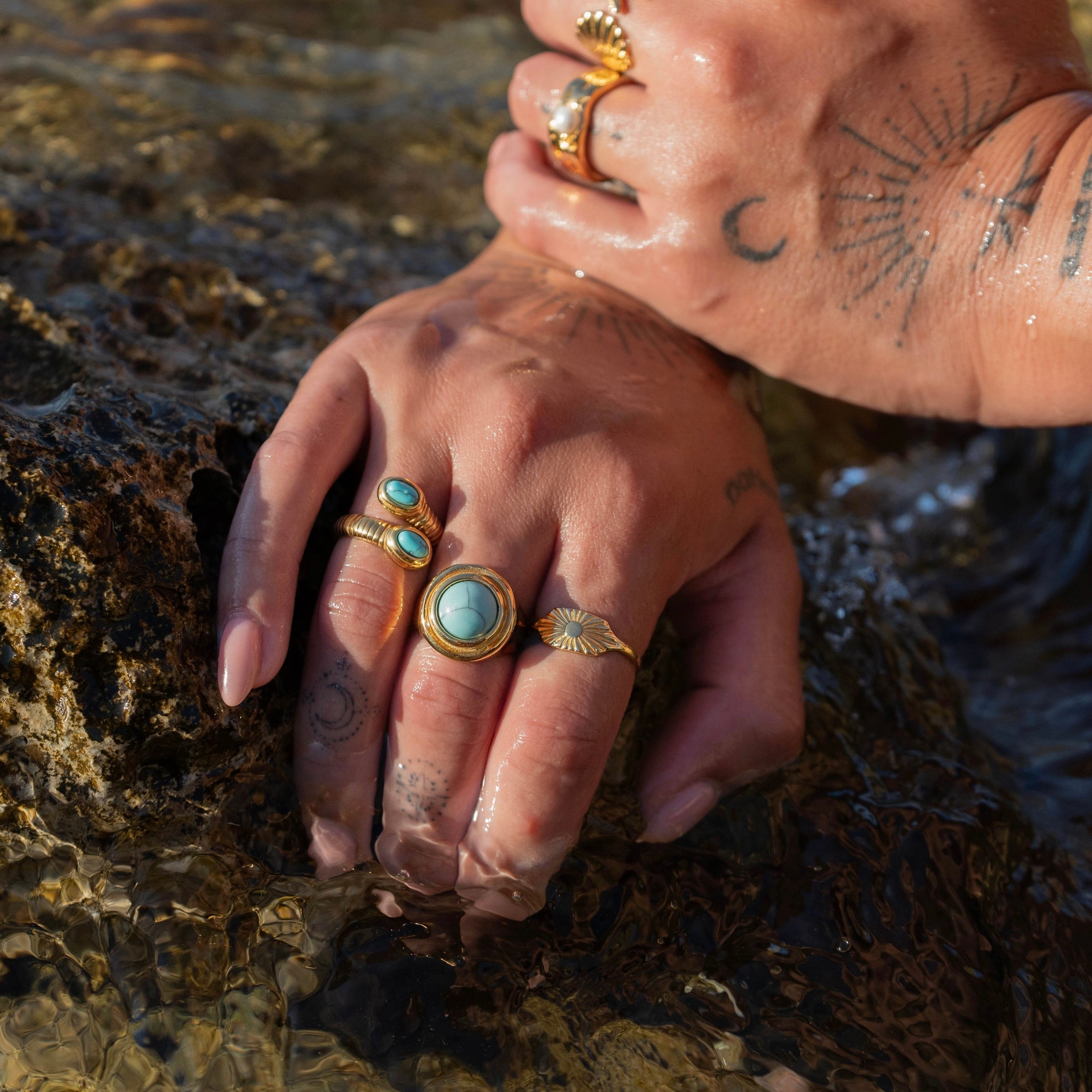 Delaphine Ring mit Türkissteinen – Verstellbar & Elegant