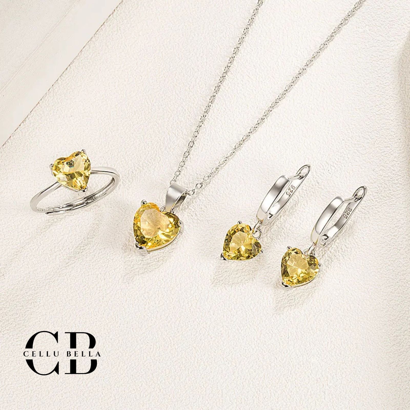 Aveline-Herzschmuck-Set: Klassische Eleganz mit himmlischem Glanz