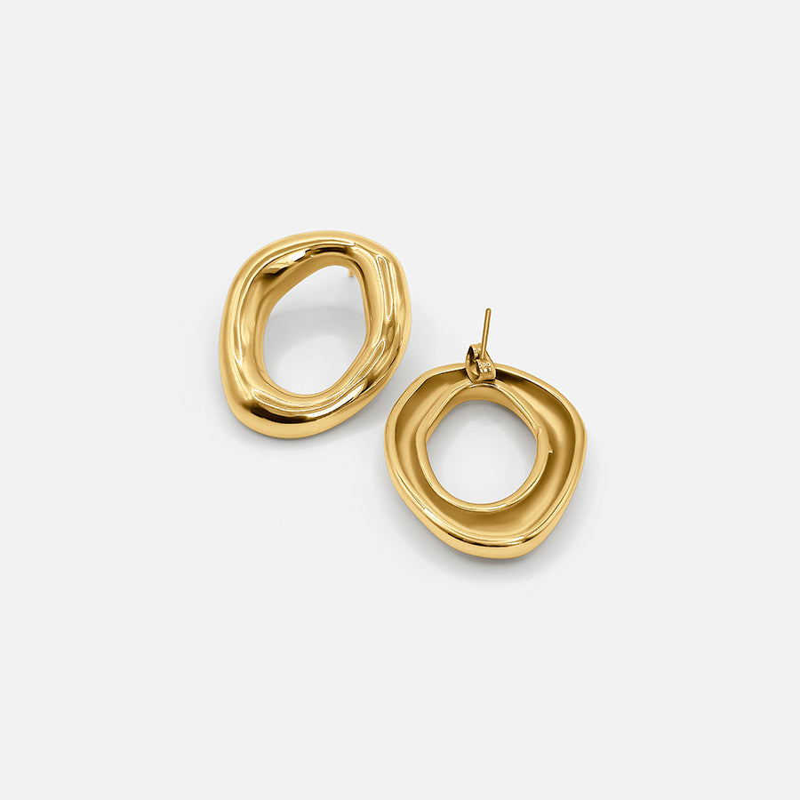 Goldene ovale Ohrringe – Stilvolle Akzente für jeden Look
