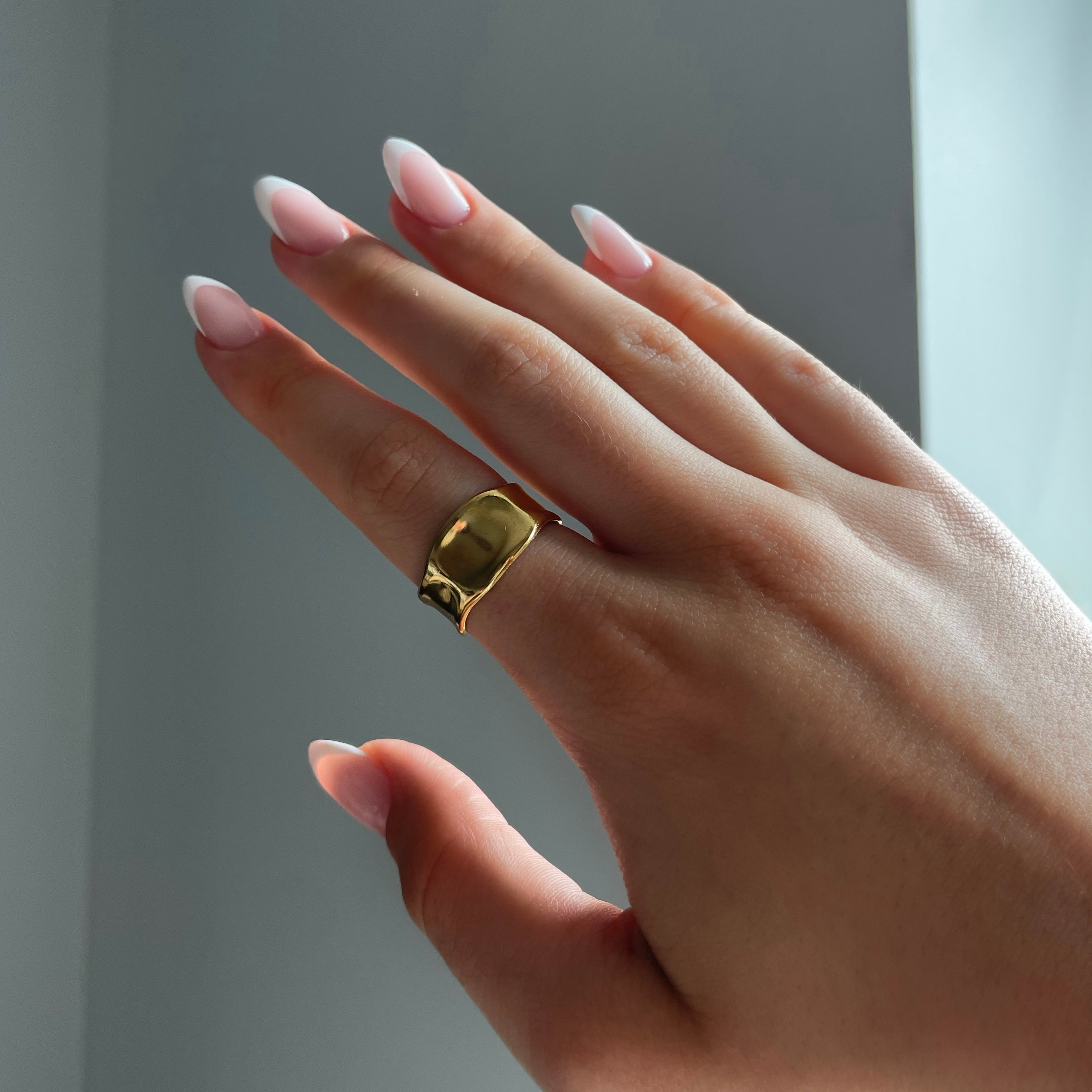 Verstellbarer Stapelring – Elegantes Design für individuelle Looks