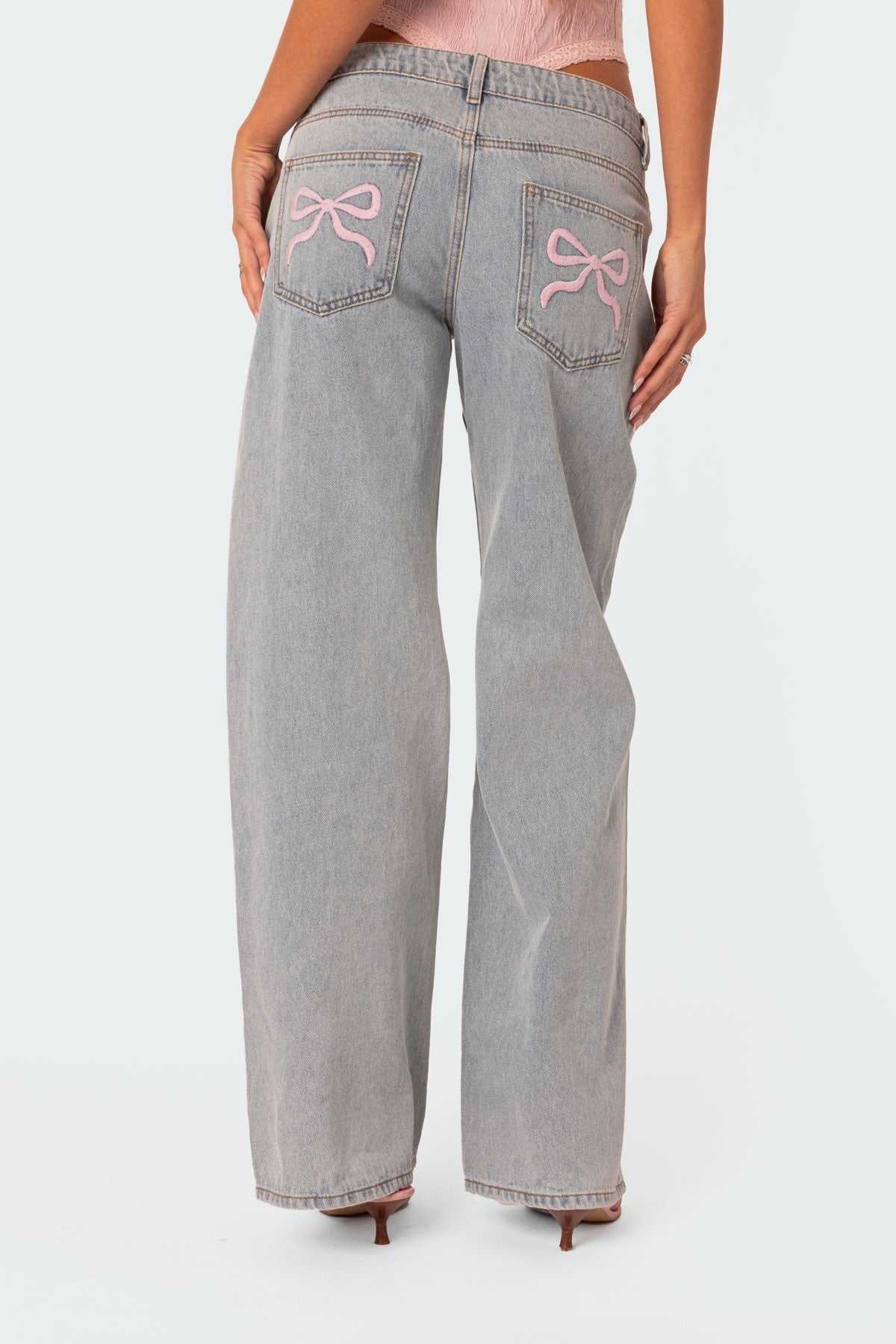 Weite Jeans mit Schleifendetail | Denim | Verspielt, Lässig