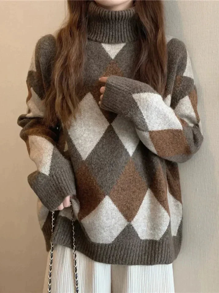 Eunice - Pullover mit hohem Halsausschnitt im Schachbrettmuster