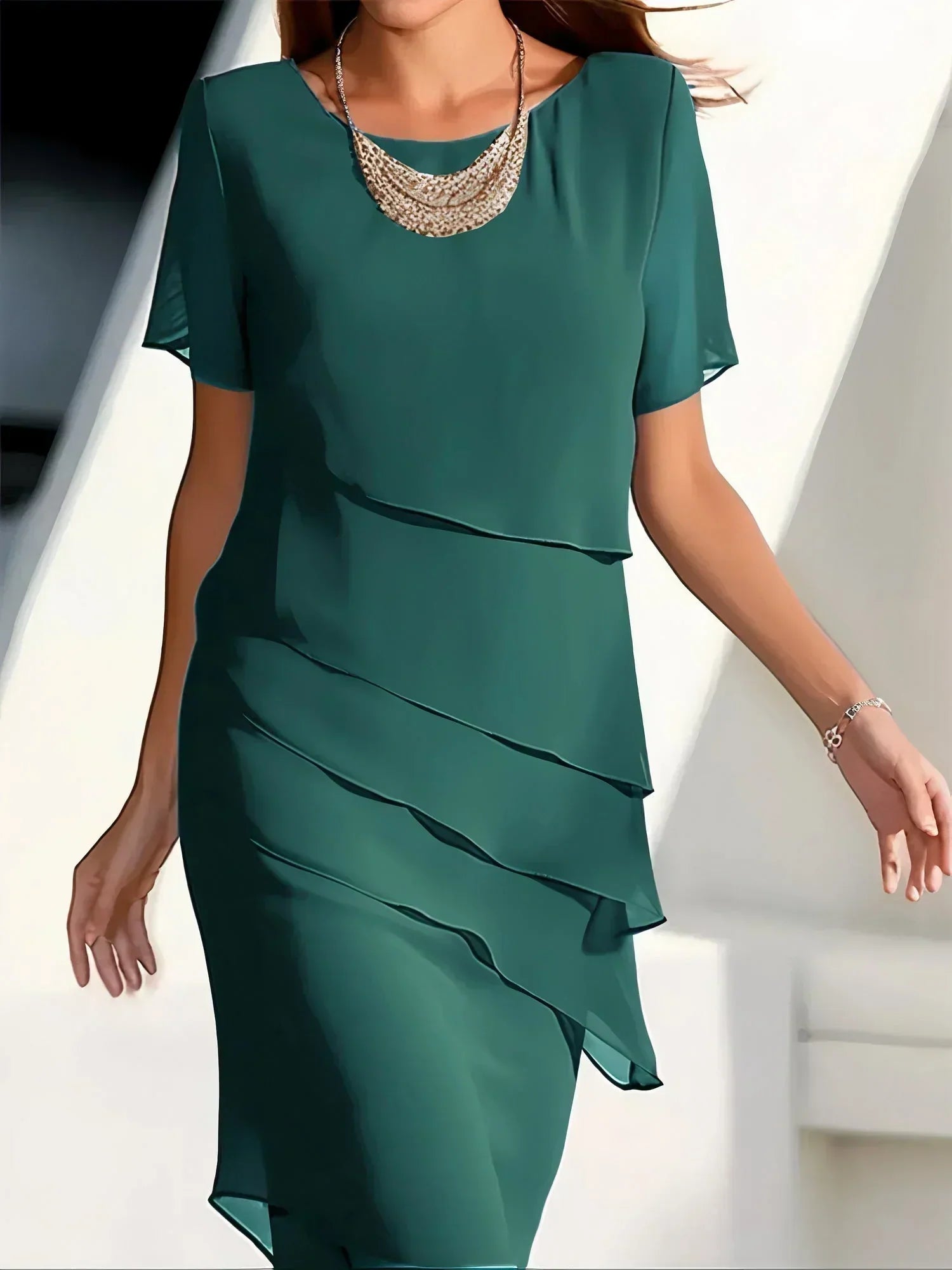 Klassisches Chiffon Lagenkleid