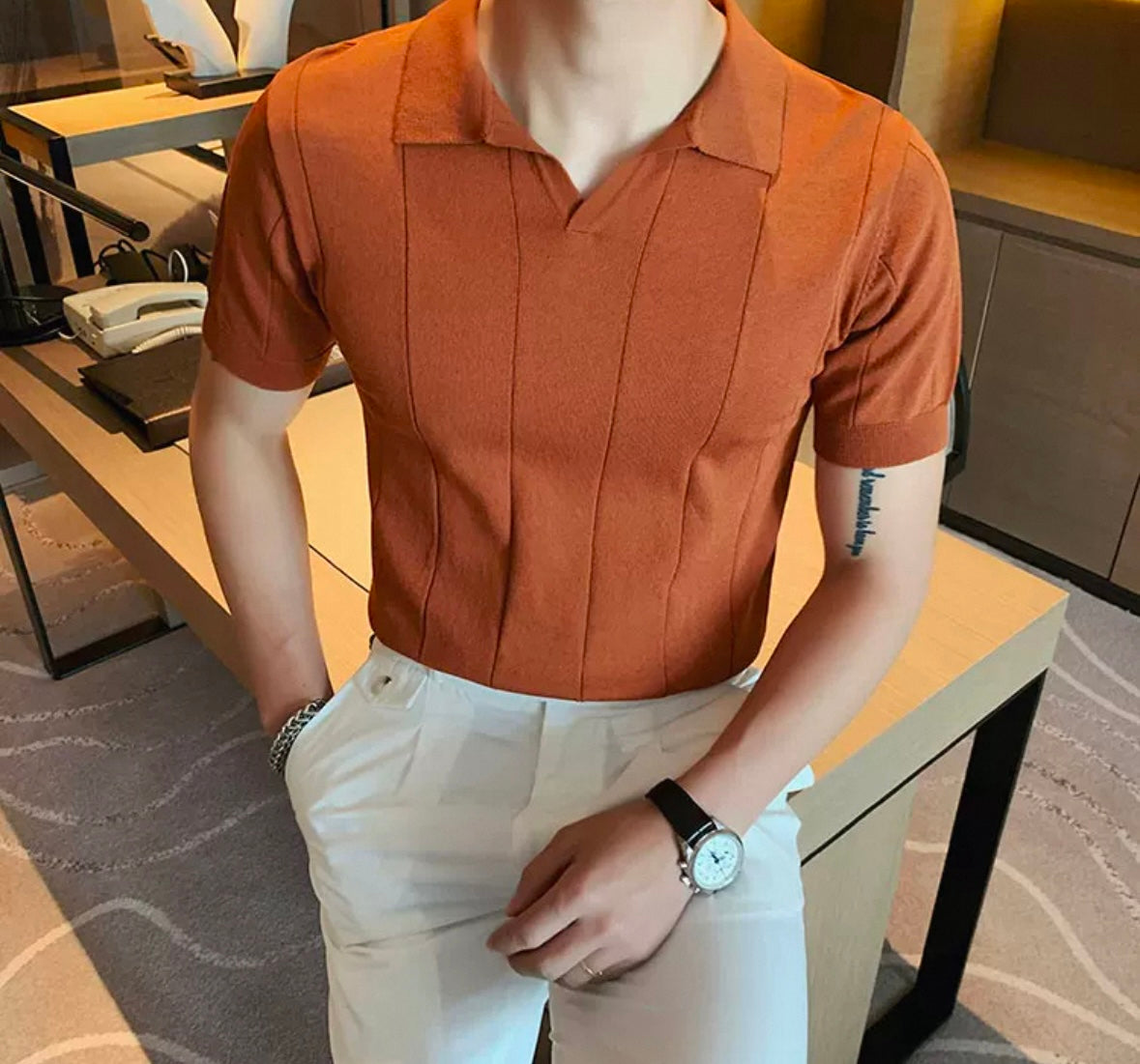 Herren Poloshirt – Weiß, Feine Streifen, Atmungsaktiv & Elegant für Freizeit & Business