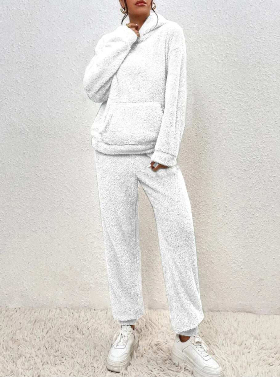 Kuschelig warmes Damen Teddy-Set mit Kapuze