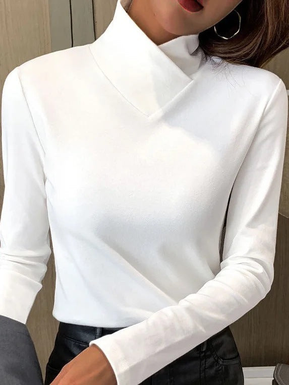 Klassischer Rollkragenpullover mit schmaler Passform für Frauen