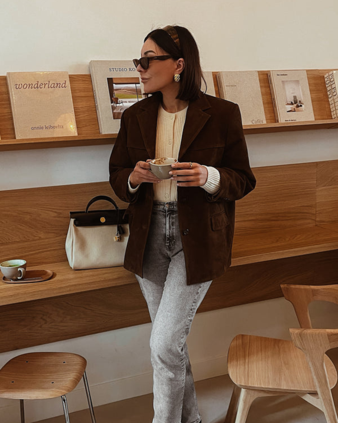 Eleganter und moderner Damen-Blazer aus Wildlederoptik