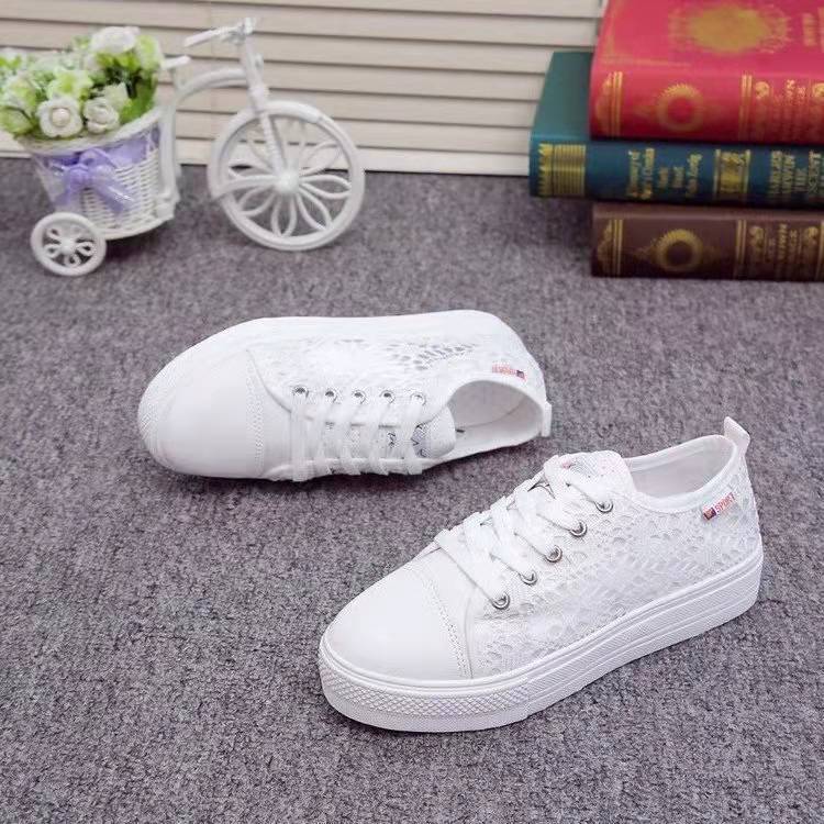 Roxana - Eleganz zu den lässigen Sneaker-Schuhen | Sneakers mit Schnürverschluss