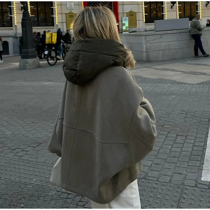 Aurelia - Übergröße Jacke mit Kapuze für Damen