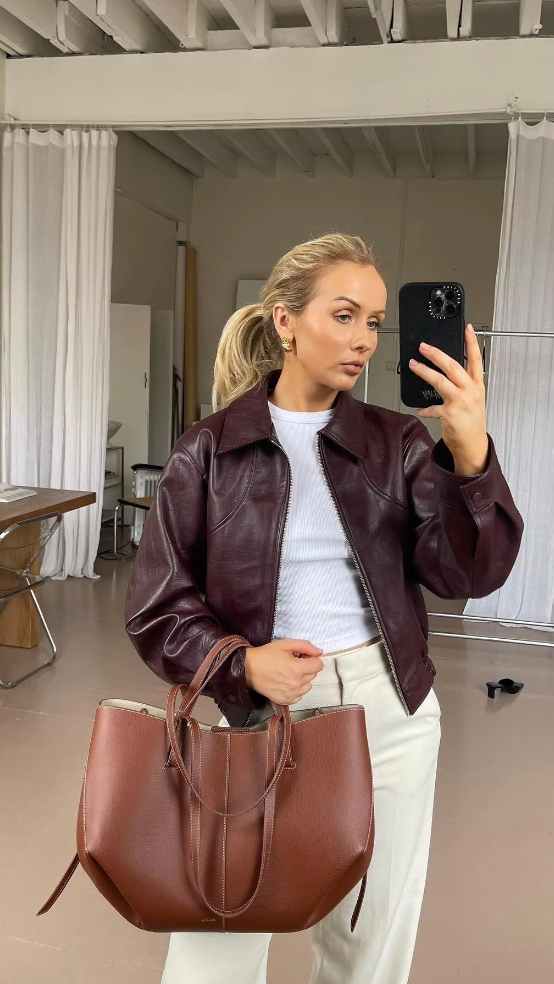 Zofia | Klassische Burgunder Damenjacke
