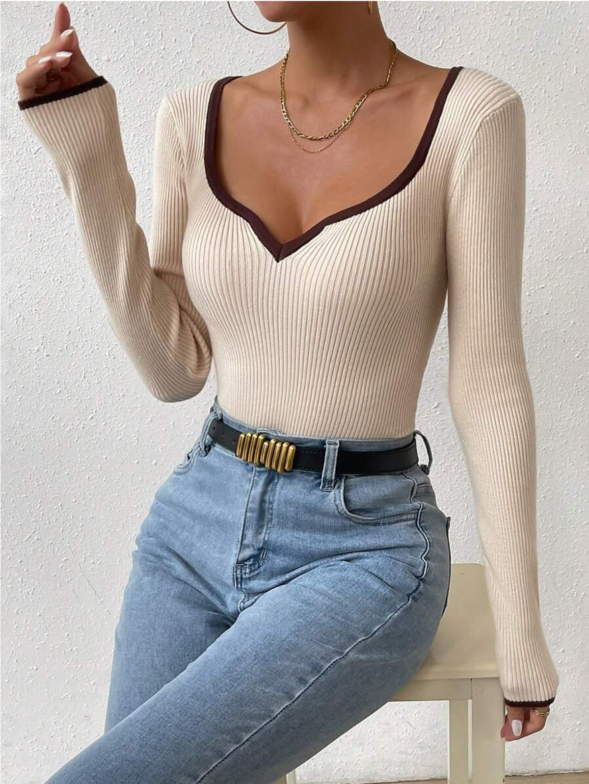 Holda – Eleganter Damenpullover mit V-Ausschnitt