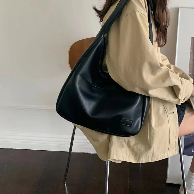 Damen Vintage Leder Umhängetasche mit Reißverschluss | Handtasche Ledertasche - Schwarz/Weiß/Braun