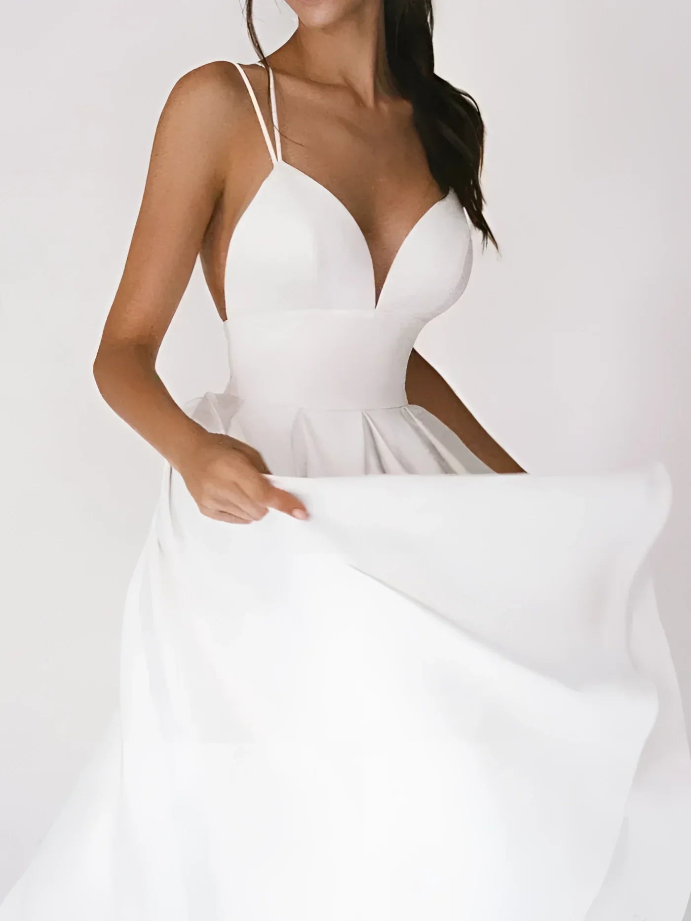 Midi-Kleid mit Überkreuztem Rücken