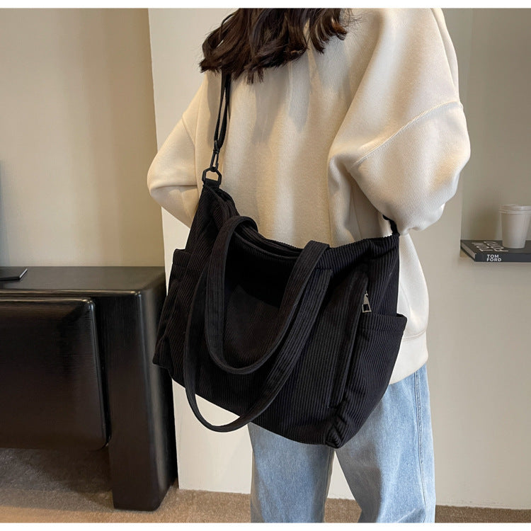 Art Student Tote Cordtasche