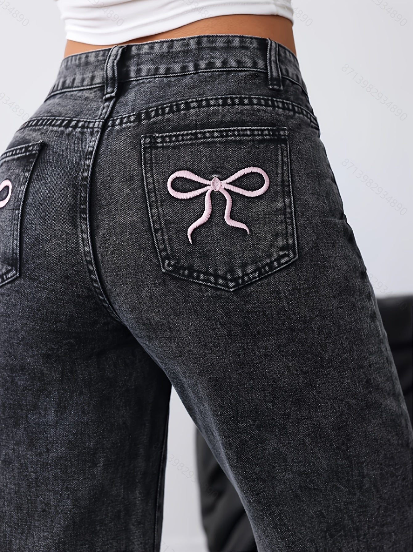 Weit geschnittene Hose | Vintage-Washed Look | Stylische Stickerei