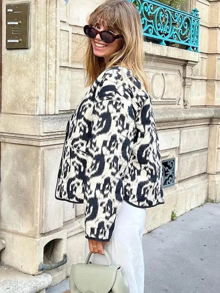 Gary - Schwarz-weiß bedruckte Oversize-Jacke