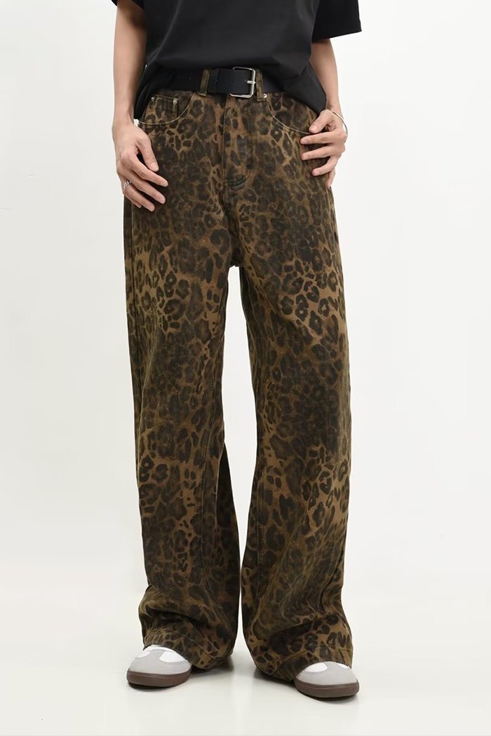 Weite Hose mit Leopardenmuster | Lässiger Chic | Modischer Statement-Look
