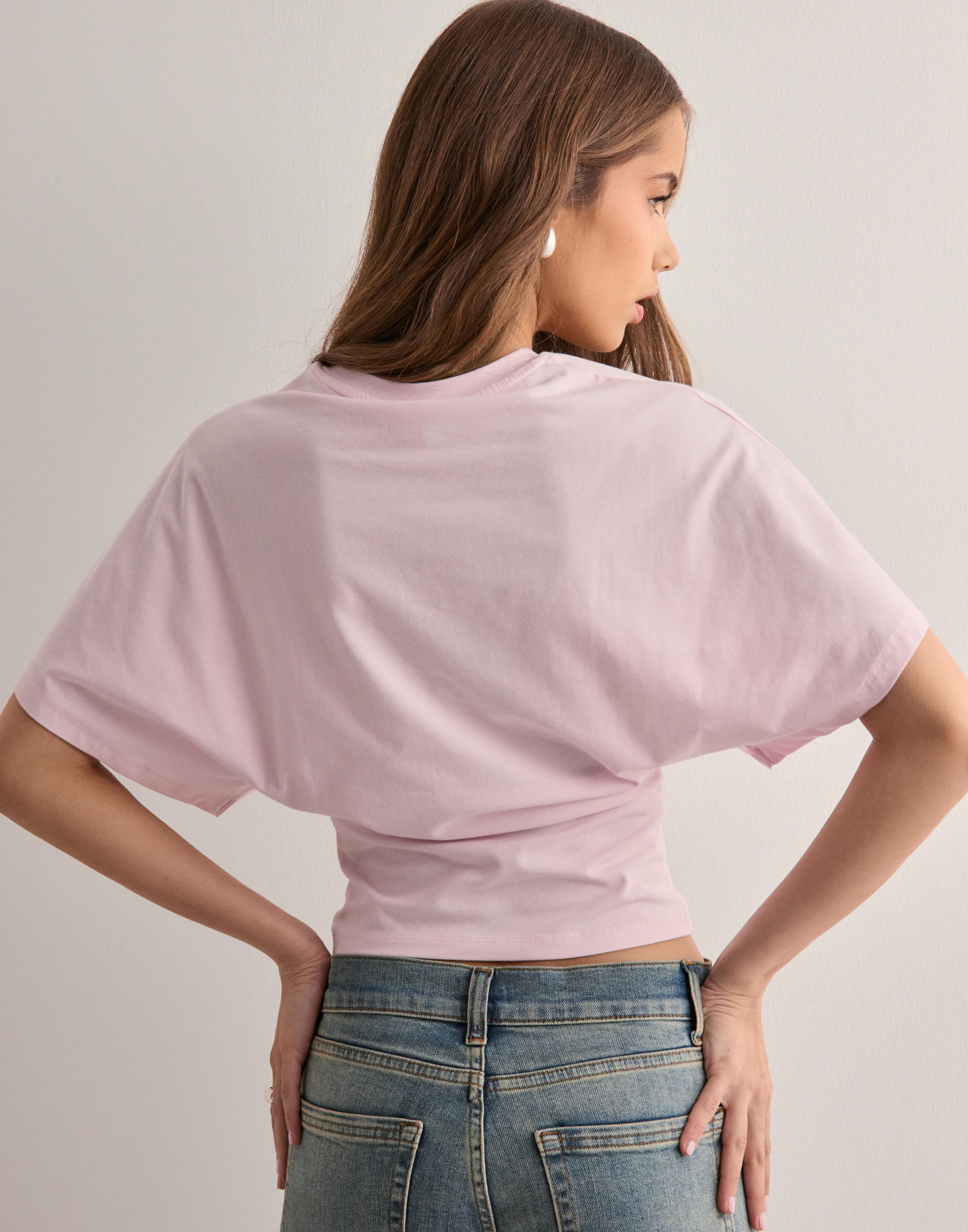 Kurzarm-Crop-Top | Weite Ärmel & Taillenbetonung | Trendbewusst & Lässig