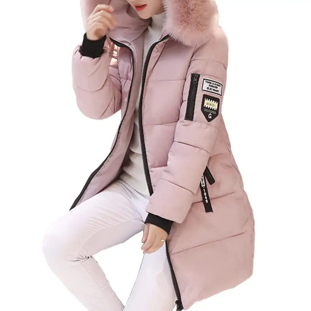 Taktische Pufferjacke mit Fellkapuze