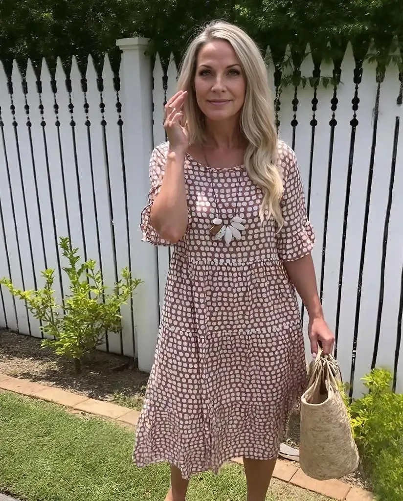 Khaki Kurzärmeliges Midikleid mit Rundhalsausschnitt