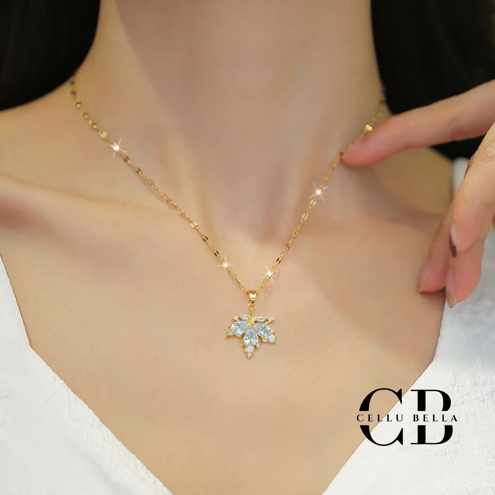 Aurelia-Schmuckset: Zirkonia Halskette & Ohrringe