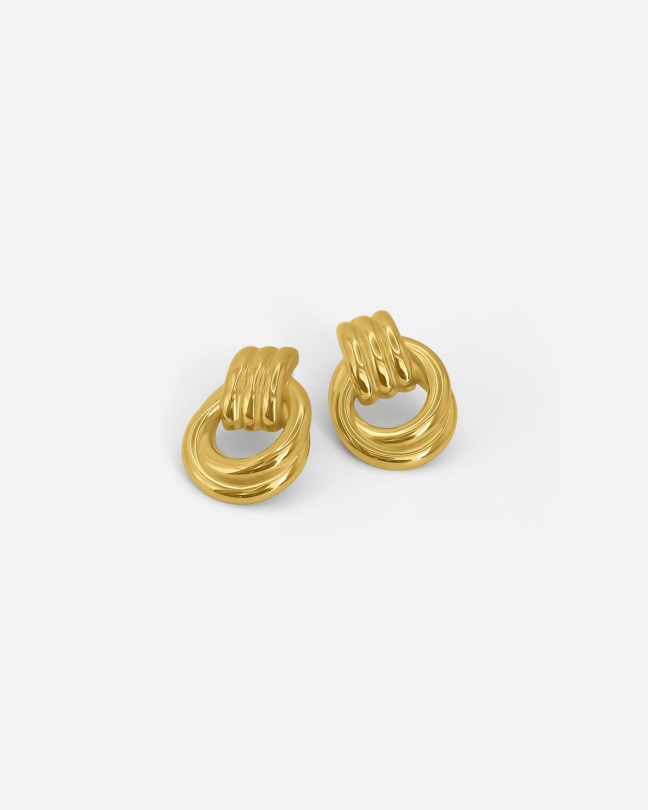 Goldene Doppelknopf-Ohrringe – Zeitlose Eleganz für jeden Anlass