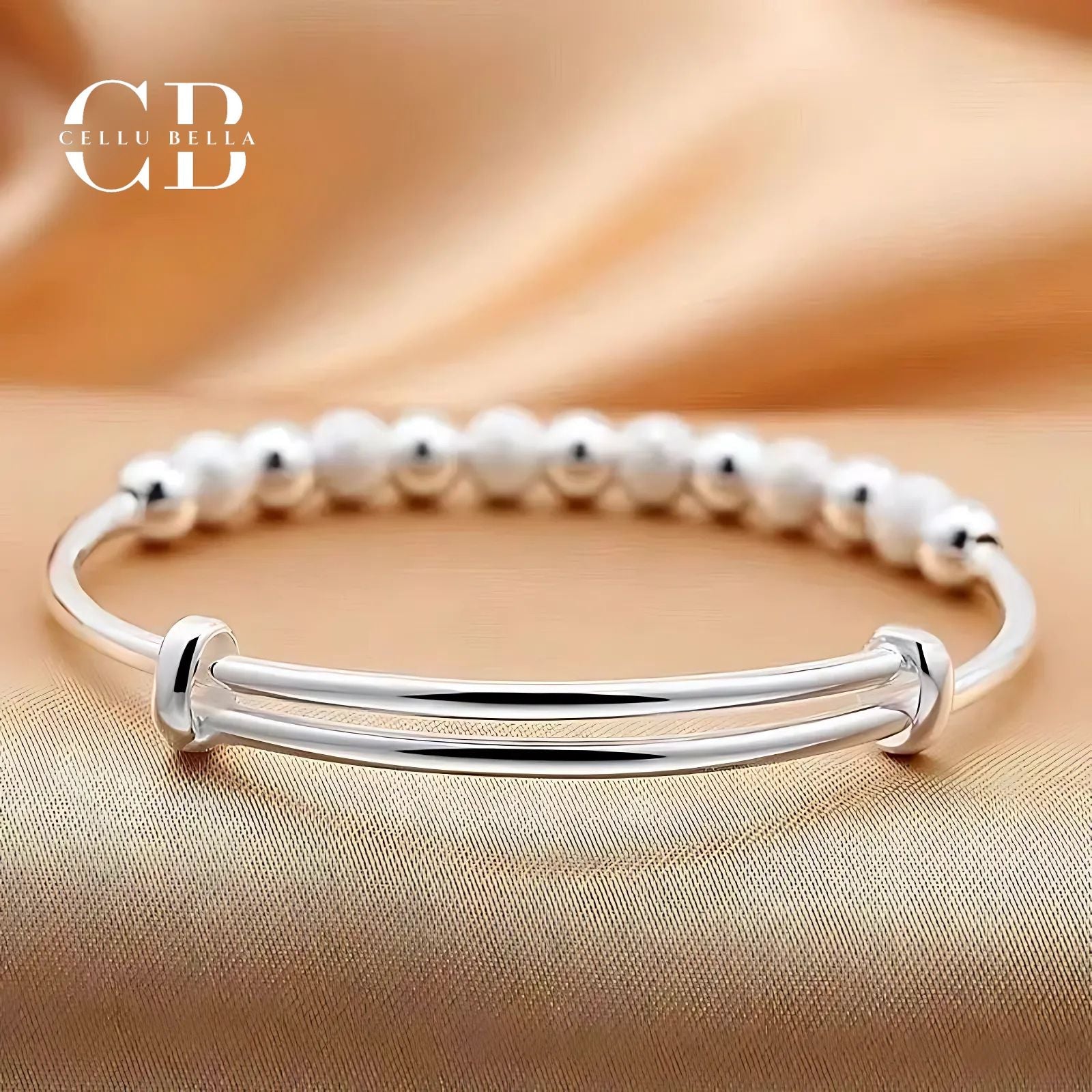 Liana-Armband: Elegantes Perlenarmband mit luxuriösem Design