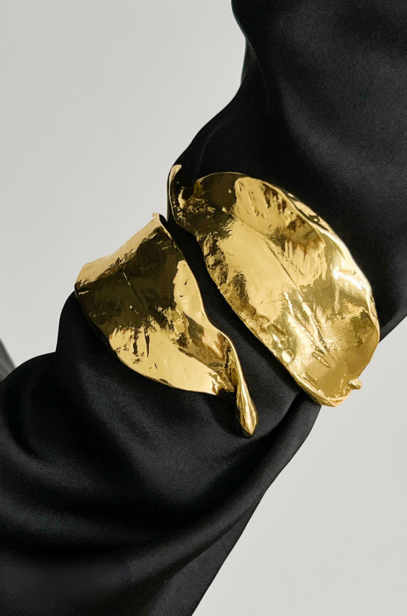 Wala - Elegantes Blattarmband