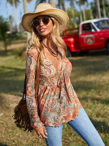 Kendall - Oberteil mit V-Ausschnitt und Blumenmuster