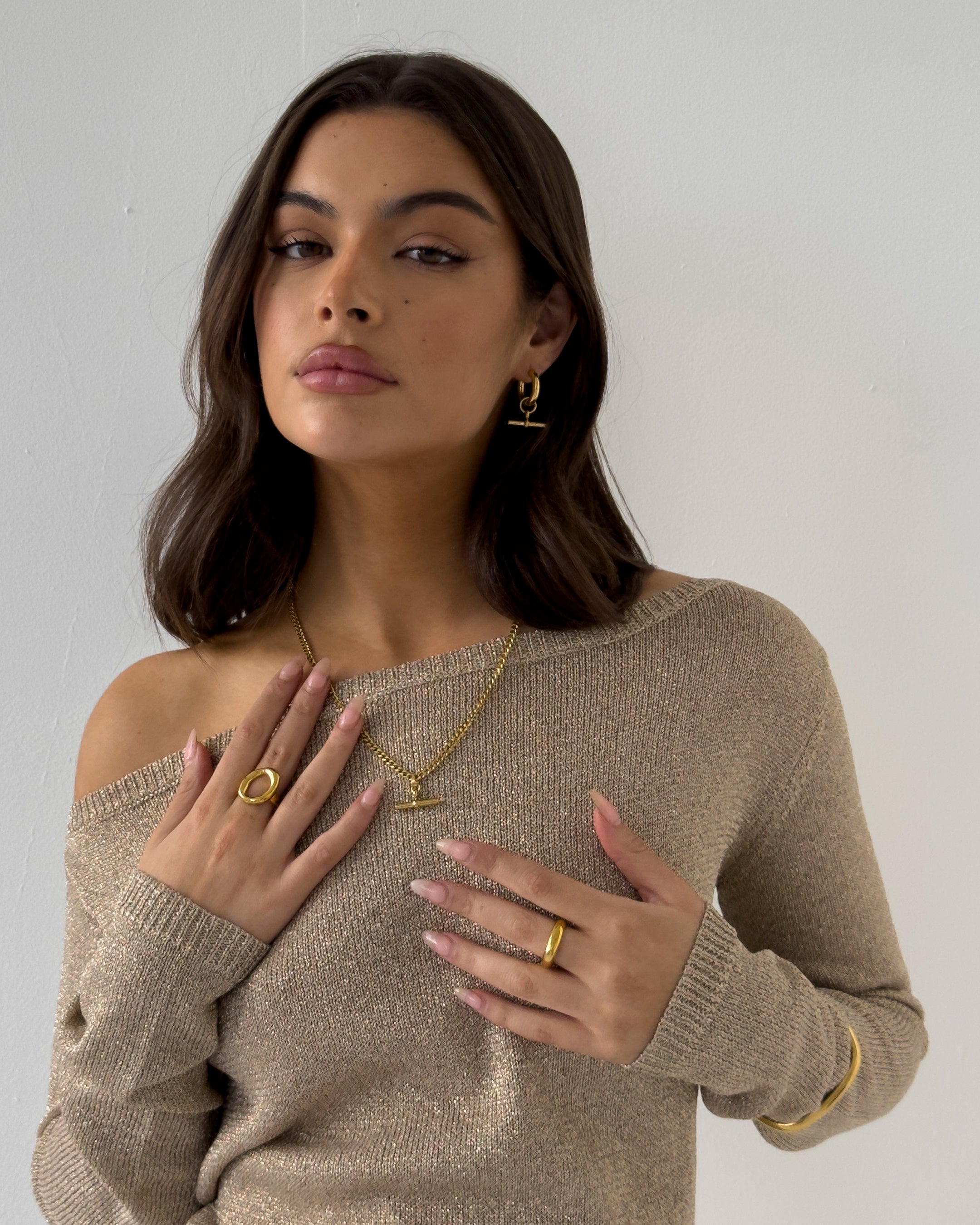 Goldener Gebogener Ring – Minimalistisches Design für zeitlose Eleganz