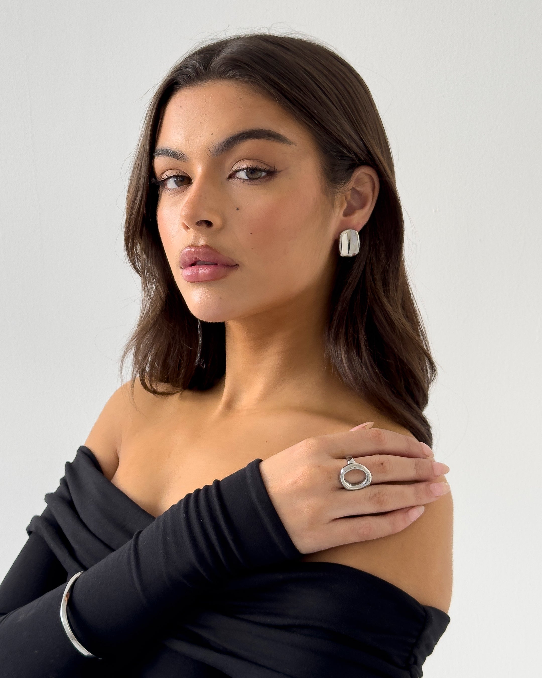 Silber Ovaler Ring mit Hohlem Design – Minimalistische Eleganz für jeden Tag