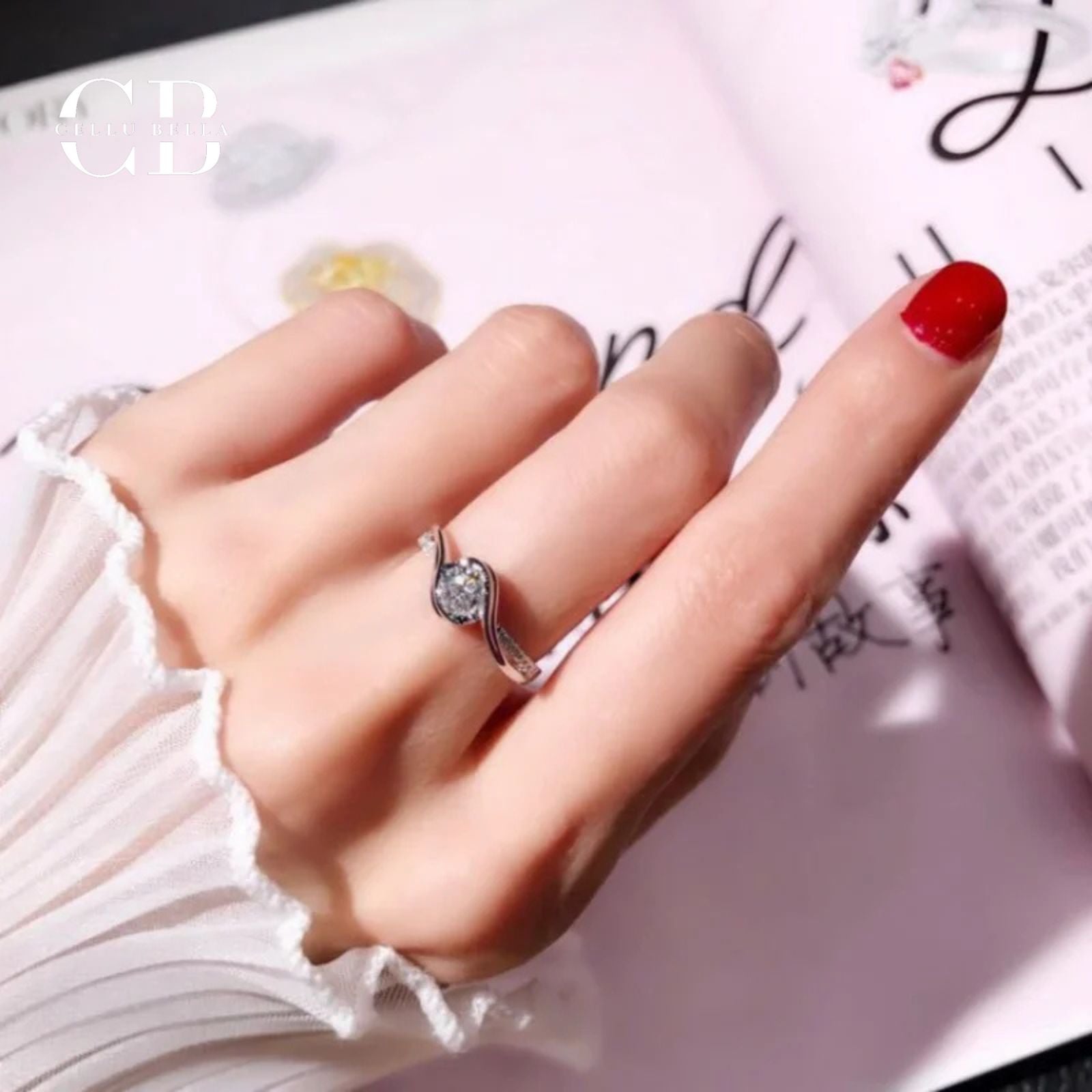Artemis-Solitär-Ring: Klassische Eleganz für zeitlose Momente