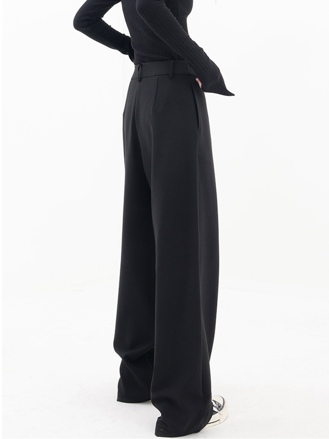 Yuli | Schmeichelhafte Asymmetrische Taille Damenhosen