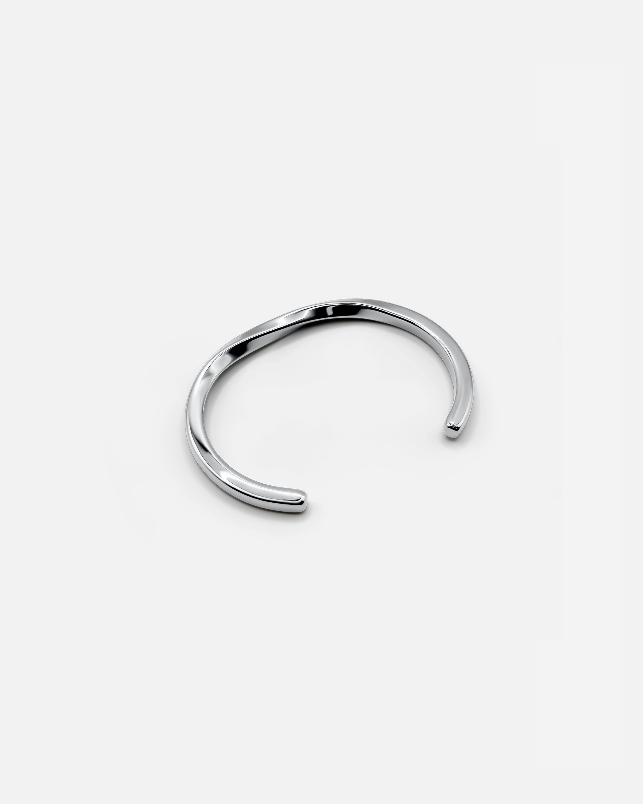 Feines Silberarmband mit Twist-Design – Eleganz für jeden Anlass