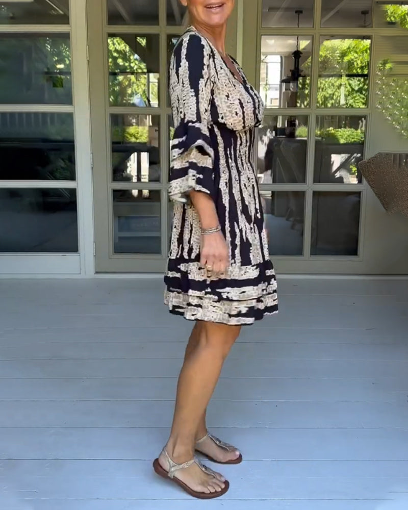 Heidi - Elegantes Schmal Geschnittenes Kleid