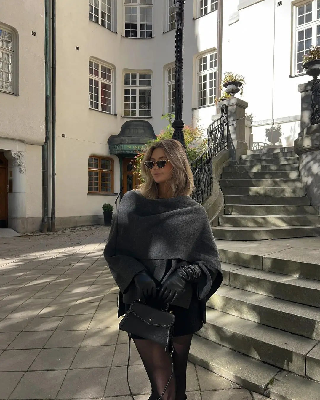 Alma | Elegante Schalweste für Damen