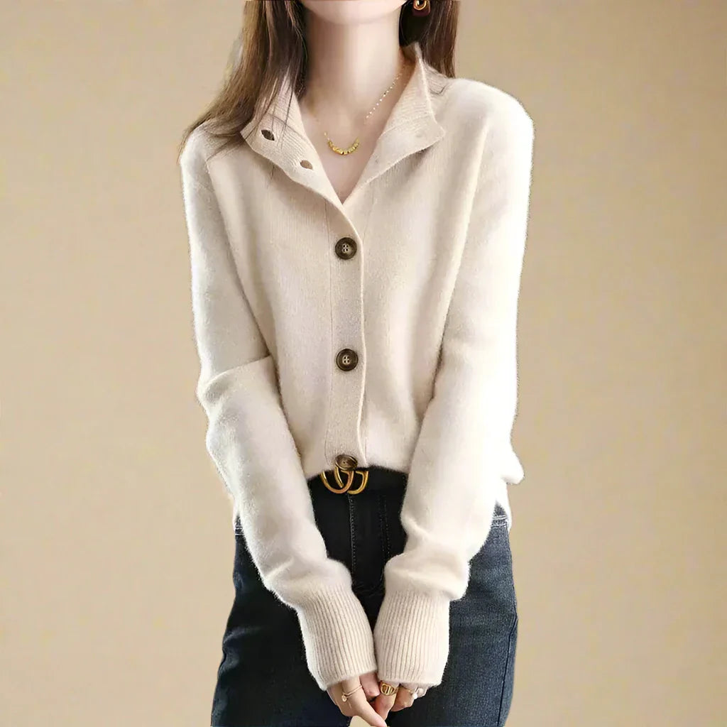 Yara | Vintage-inspirierte Damen-Strickjacke mit Stehkragen
