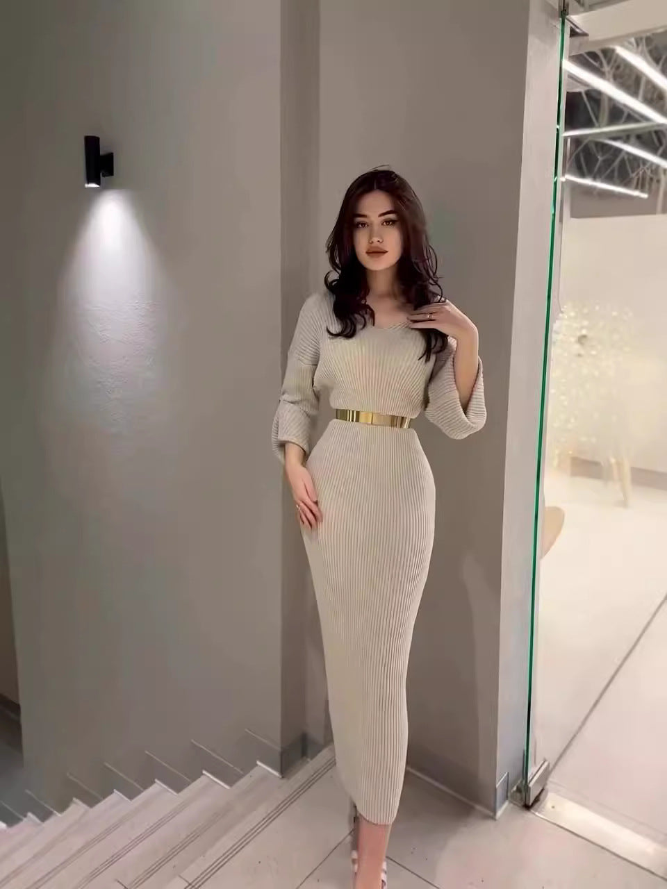 Langes Damenkleid Schwarz Viskose V-Ausschnitt Festlich für Hochzeitsgast und Elegante Abendveranstaltungen