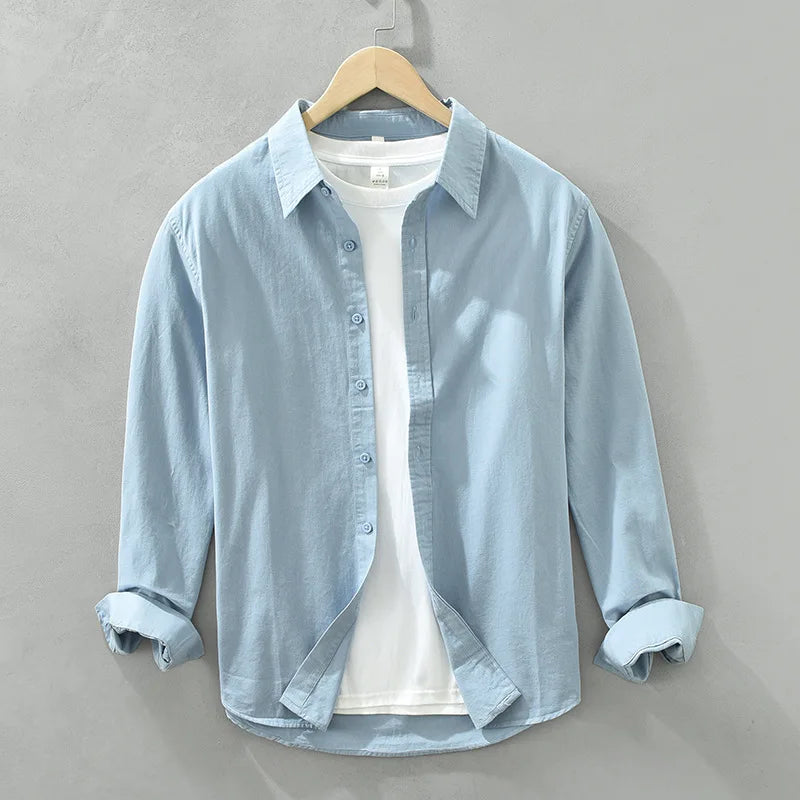 Klassisches stilvolles Button-Up-Hemd für Männer