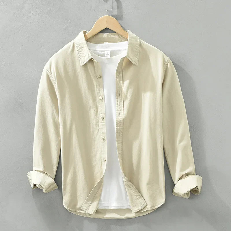 Klassisches stilvolles Button-Up-Hemd für Männer