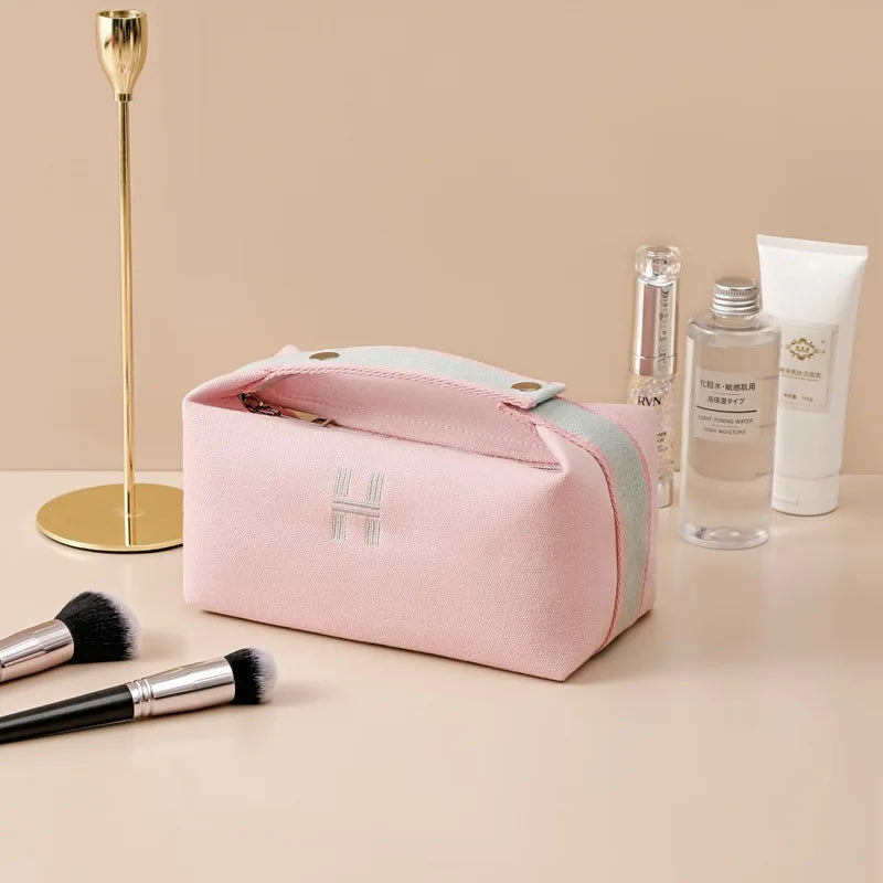 Hedvig - Makeup Travel Bag