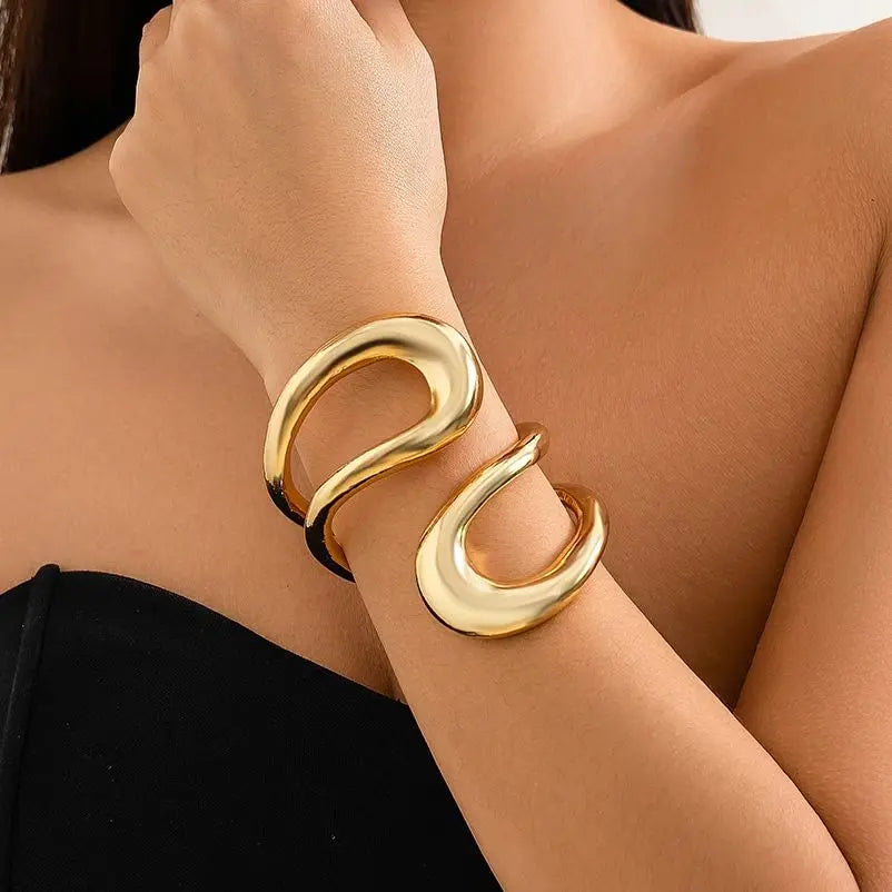 Susanne | Klassisches Geometrisches Gedrehtes Offenes Armband für Damen
