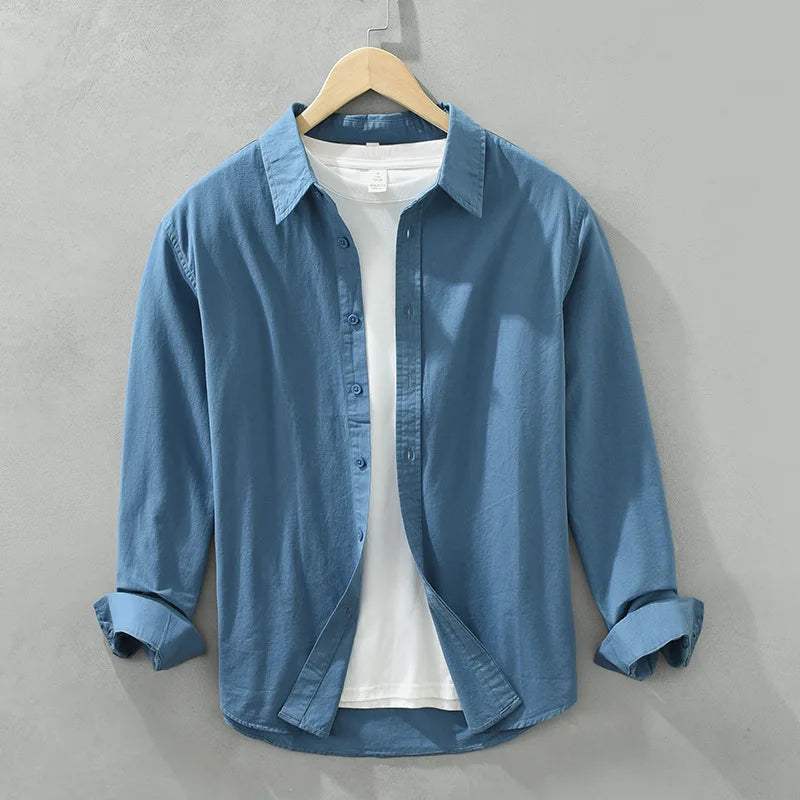Klassisches stilvolles Button-Up-Hemd für Männer