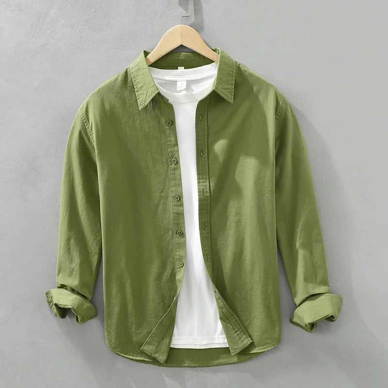 Klassisches stilvolles Button-Up-Hemd für Männer