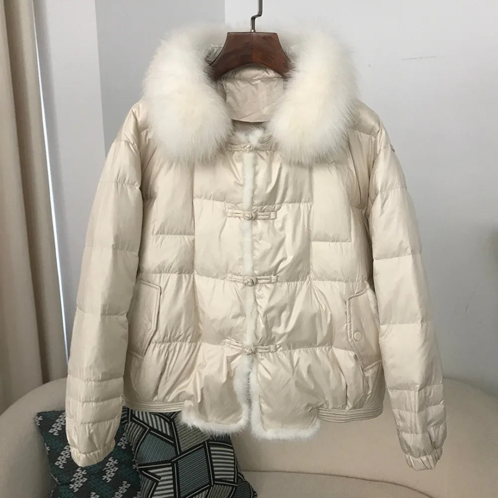 Valentina – Luxuriöse Daunenjacke mit Pelzkragen