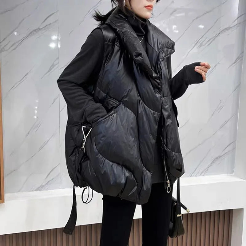 Liana - Oversized Daunenweste für Damen